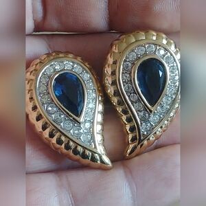 Nina Ricci Earrings Vintage clip ons